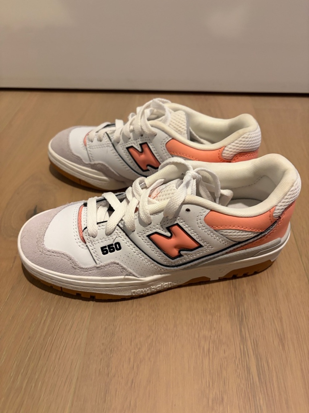 New Balance Kids 550 Sneakers in White & Peach